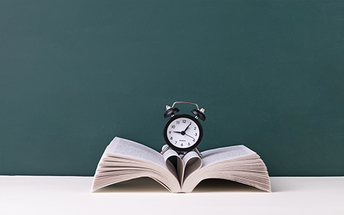 成人高考入學考試的報名時間？