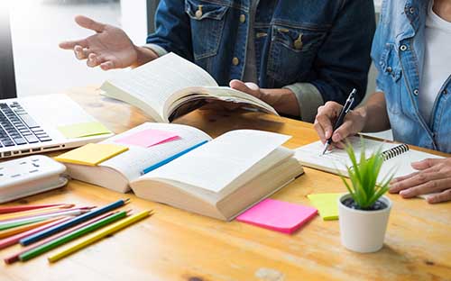 湖北省成人高考錄取分?jǐn)?shù)線是多少分？錄取結(jié)果在哪里查詢？