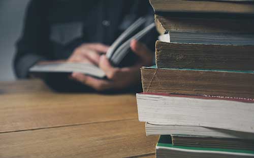 如何安排自學(xué)考試的科目？