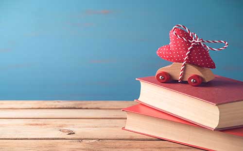 自考課程中含實踐是真么意思？