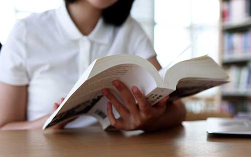 成人高考往年的教材可以一直用嗎？