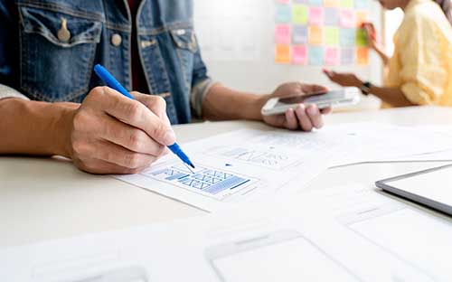 河南省招生辦公室成人高考報名要什么？