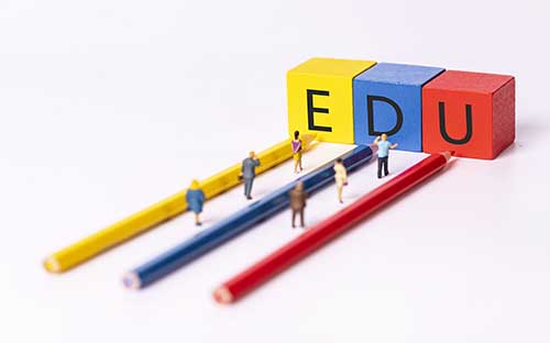 湖北自考成績(jī)查詢?nèi)肟谠谀模咳绾尾樵儯? alt=