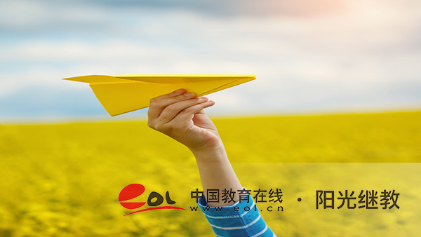 廣西成人高考報(bào)名官網(wǎng)入口在哪里？在工作怎么備考？