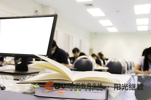 成人高考經(jīng)管理類專業(yè)包含哪些？選擇需要考慮什么？