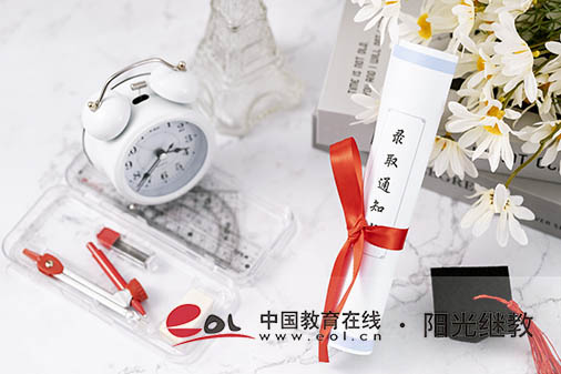 成人高考在哪個網(wǎng)站查詢成績？要注意什么？