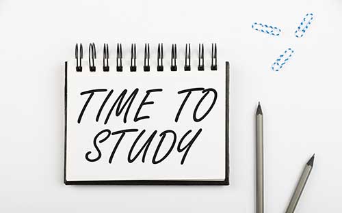 西安成人高考報名條件是什么？報名費多錢？