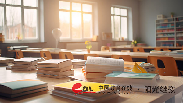 通過成人高考后還要上學(xué)嗎？多久能拿證？