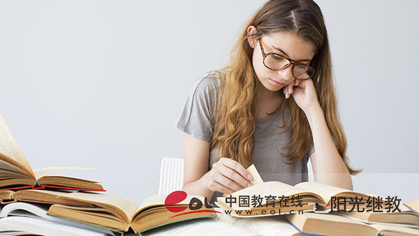 成都成人高考在哪里報(bào)名？專業(yè)如何選？