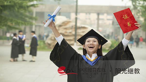 深圳成人高考怎么報名？都考什么？