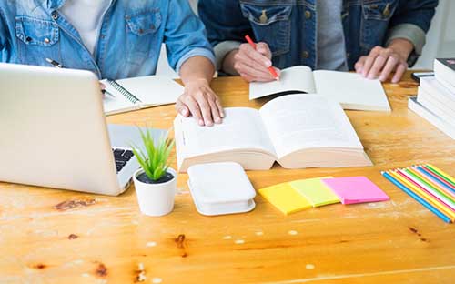 保定成人高考本科畢業(yè)算是應(yīng)屆生嗎？哪些物品可以用？