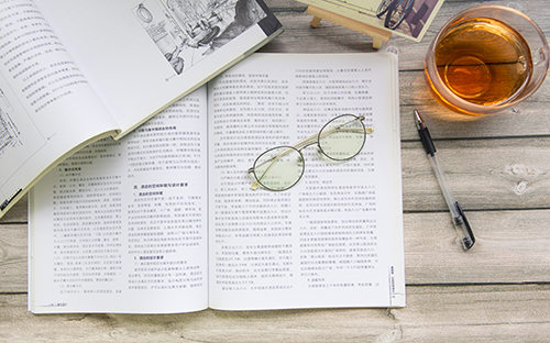 浙江成人高考價(jià)值是什么？函授本科學(xué)歷在鐵路局受認(rèn)可嗎？