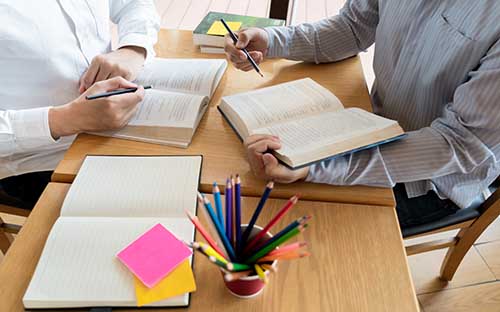 成人高考院校怎么選擇？哪些專業(yè)比較好？