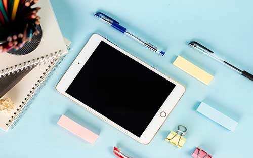 小學(xué)想提升學(xué)歷考什么？成考報名費多少錢？