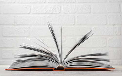 成人高考報教育機(jī)構(gòu)多少錢？有哪些注意事項？