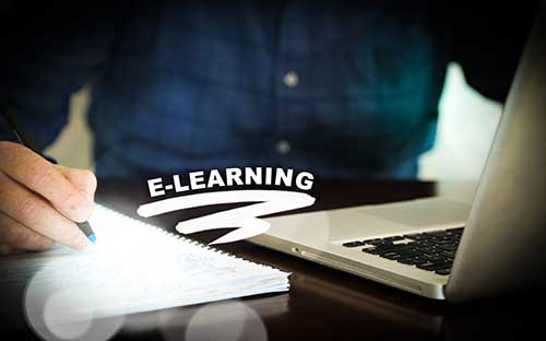 成人高考準(zhǔn)考證怎么領(lǐng)??？讀什么專業(yè)？