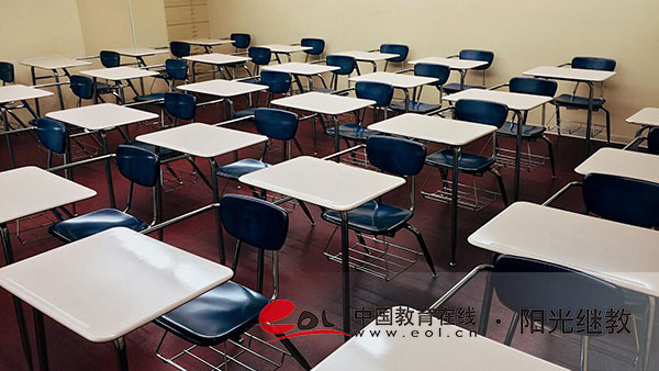 湖北省成人高考報(bào)名有哪些限制條件？需要哪些材料？