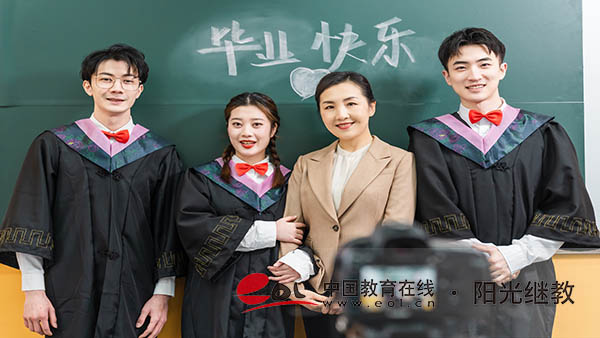 安徽成人高考如何報(bào)名？繳費(fèi)流程是怎么樣的？