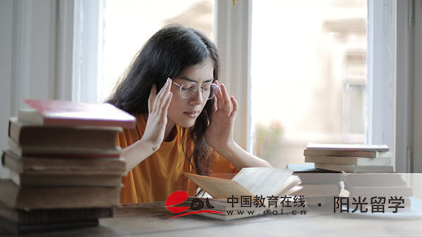 俄羅斯紡織品設(shè)計(jì)專業(yè)本科留學(xué)有哪些條件