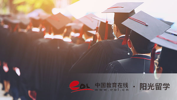 澳洲時裝設(shè)計專業(yè)研究生留學(xué)費用一年多少錢