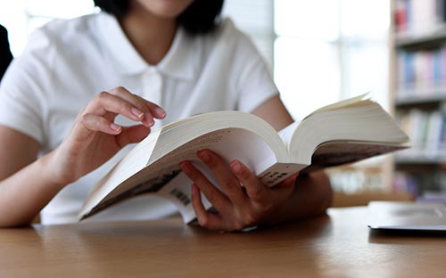 學(xué)前教育專業(yè)自考本科考哪些科目？難不難考？