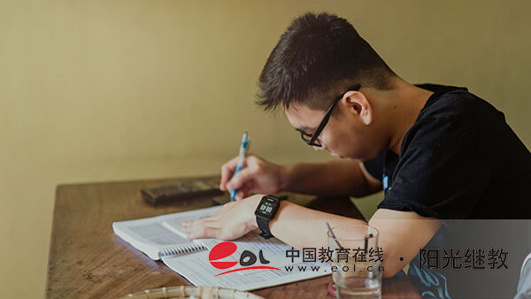 自考專業(yè)怎么選擇？推薦報名什么專業(yè)？