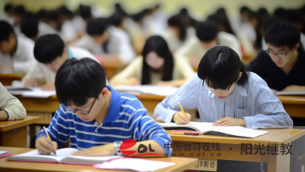 自考怎么選擇專業(yè)報(bào)名？適合什么人群參加？