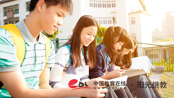 新疆自考考試報(bào)名入口有嗎？文憑有什么優(yōu)勢(shì)？