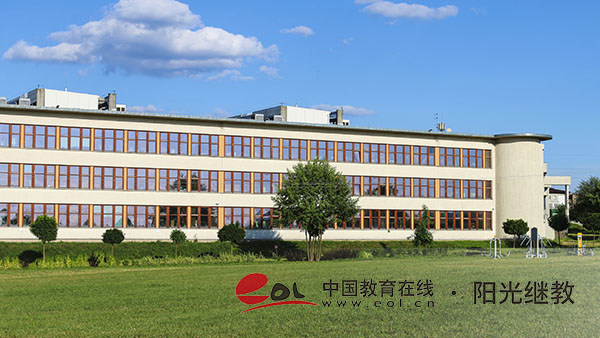 報(bào)名護(hù)士自考本科需要什么條件？有哪些就業(yè)方向？